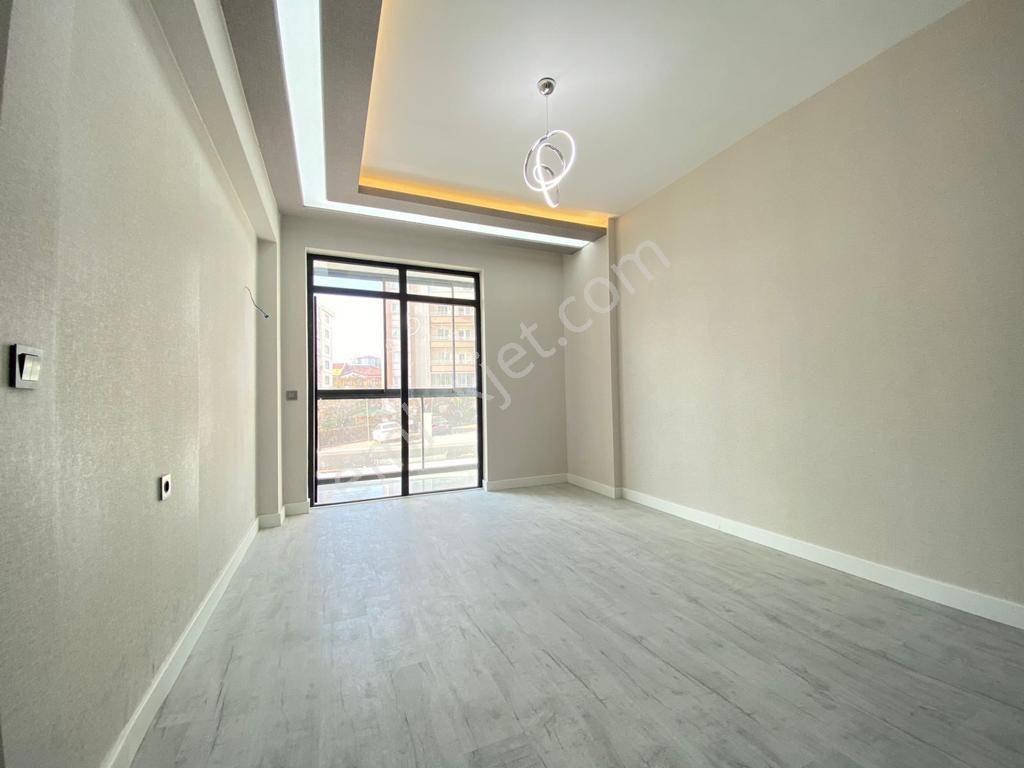 Pursaklar Mehmet Zengin Emlak'tan Kapalı Otoparklı Çift Banyolu 13.kat 4+1 Lüks Sitede Daire - Görsel 12