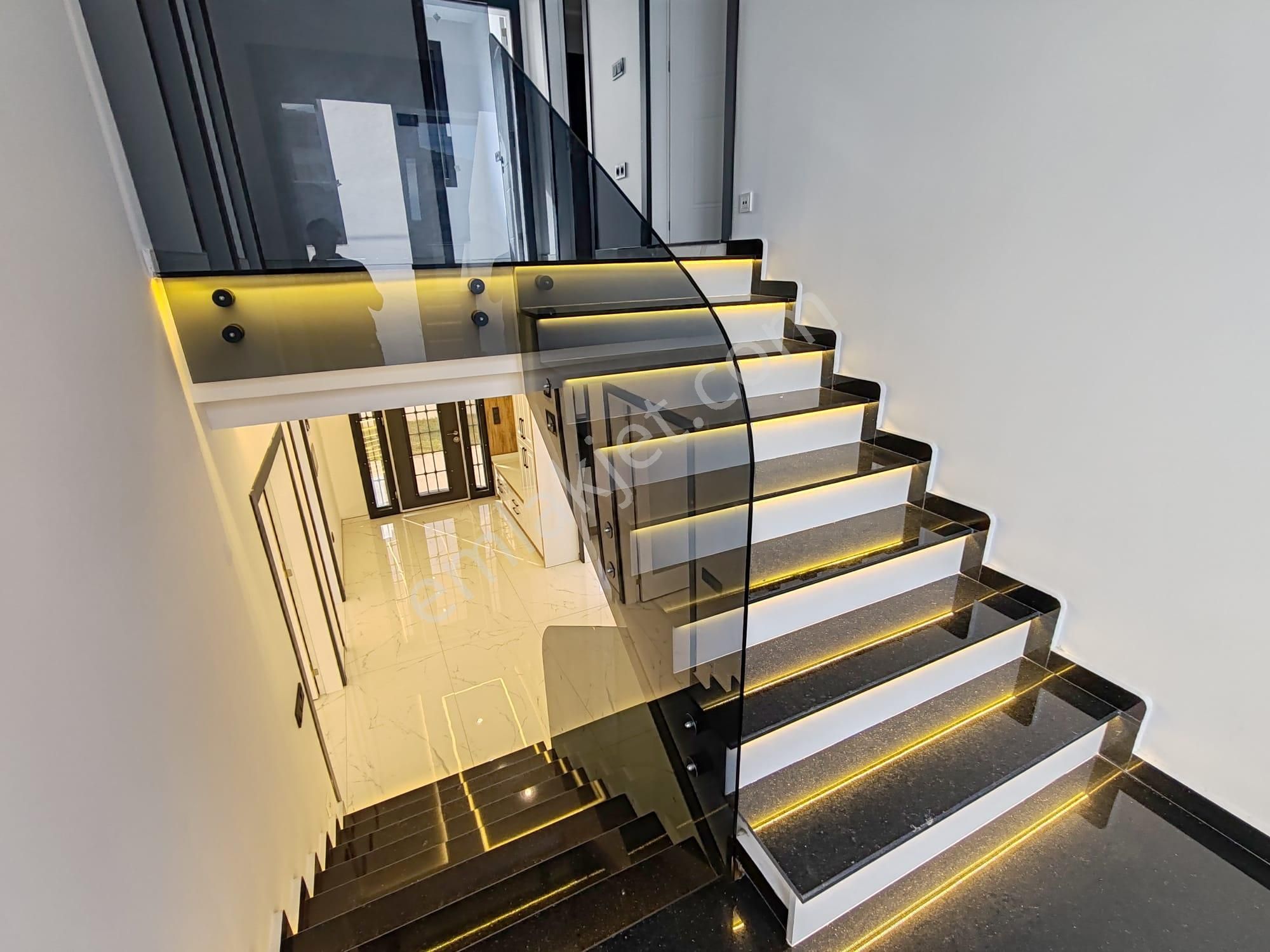 Didim Merkezde 4+1 Lüks Villa 600m2 Arsa İçinde - Görsel 33