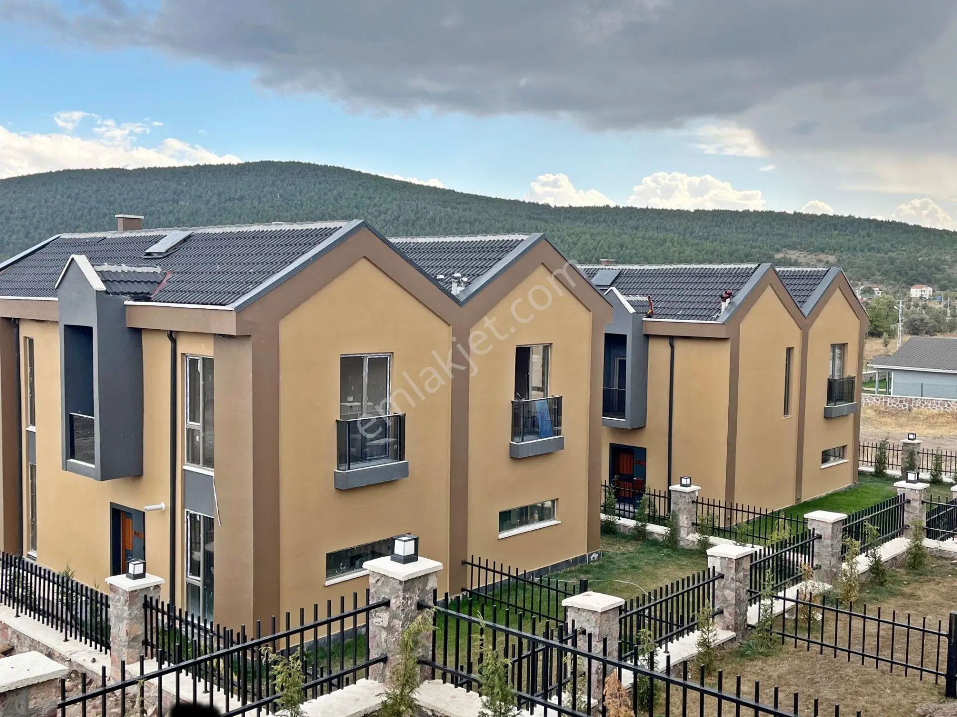 Myg'den Çamlıdere'de Satılık Sıfır Dubleks Full Yapılı Villa - Görsel 3