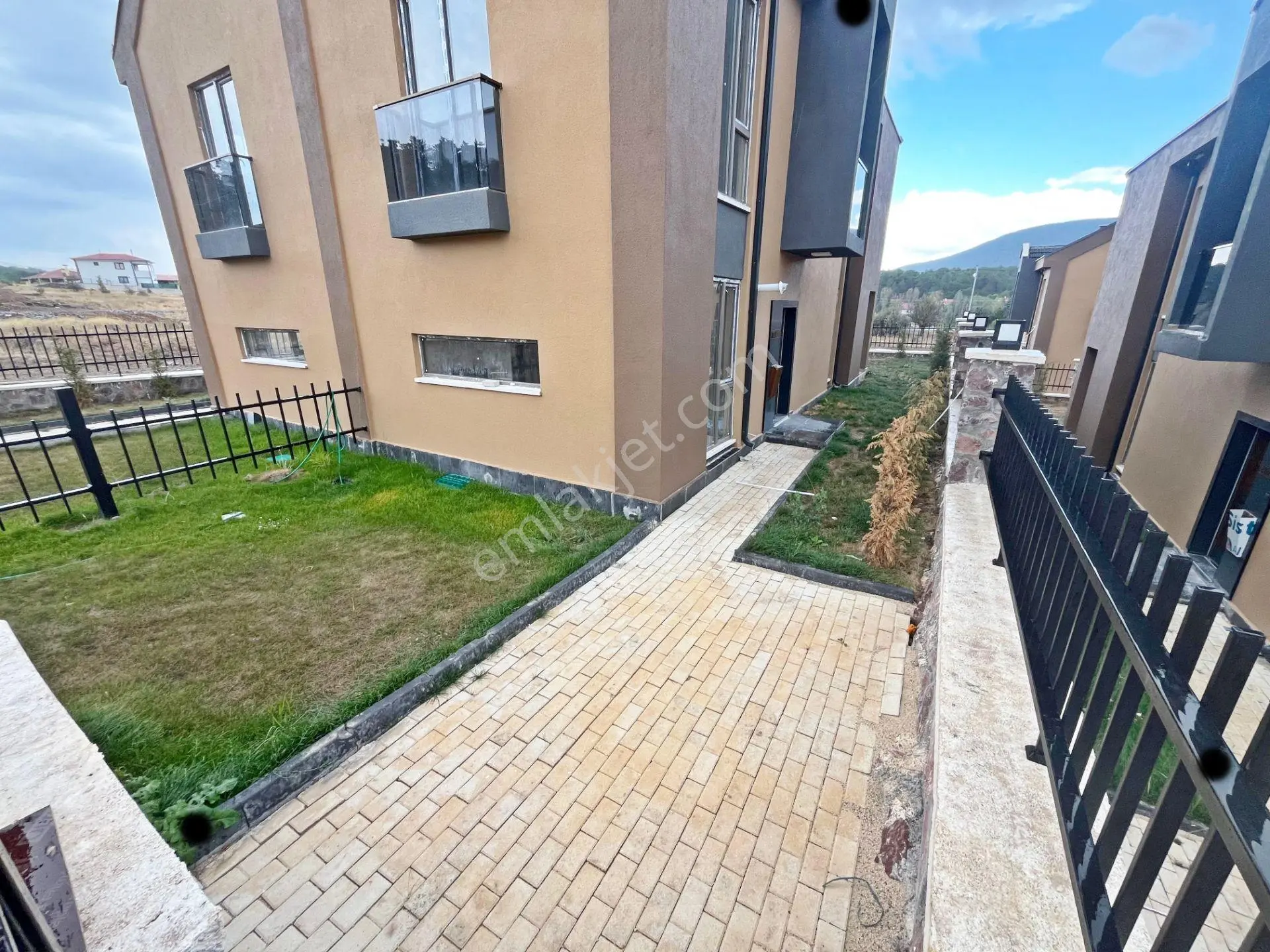Myg'den Çamlıdere'de Satılık Sıfır Dubleks Full Yapılı Villa - Görsel 5