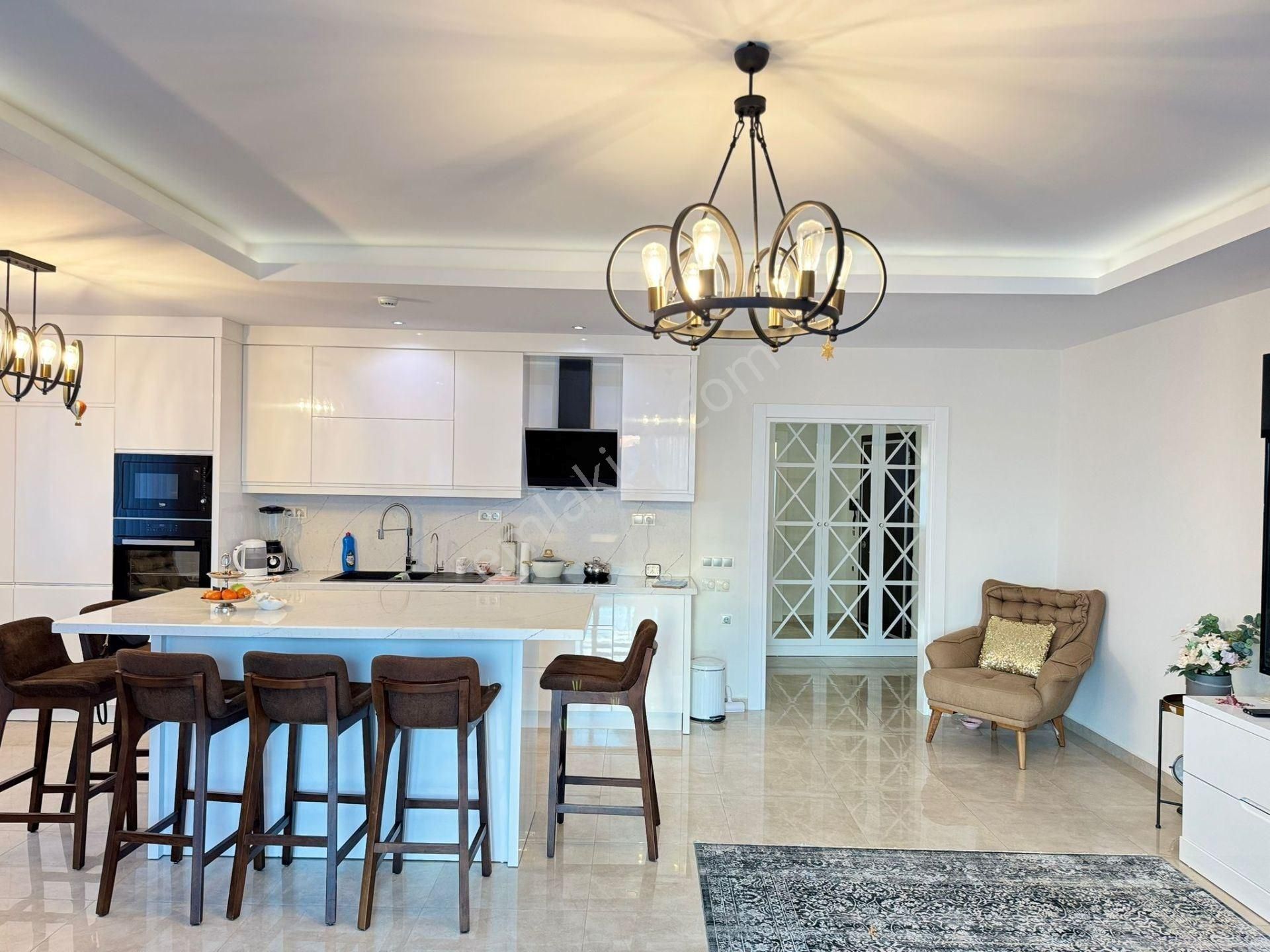 Alanya Mahmutlar’da 3+1 Full Eşyalı Lüks Daire - Görsel 27