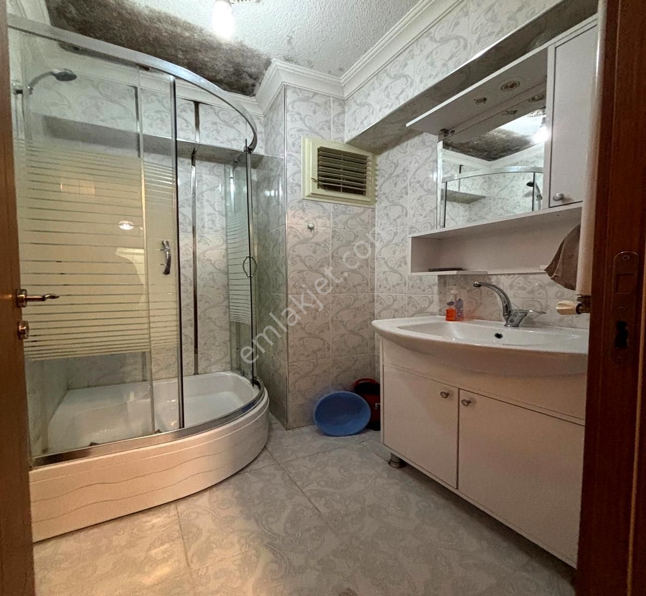 Batı Yapıdan Doğan Araslı Caddesine 2 Dk Kiralık 20 Bin - Görsel 2