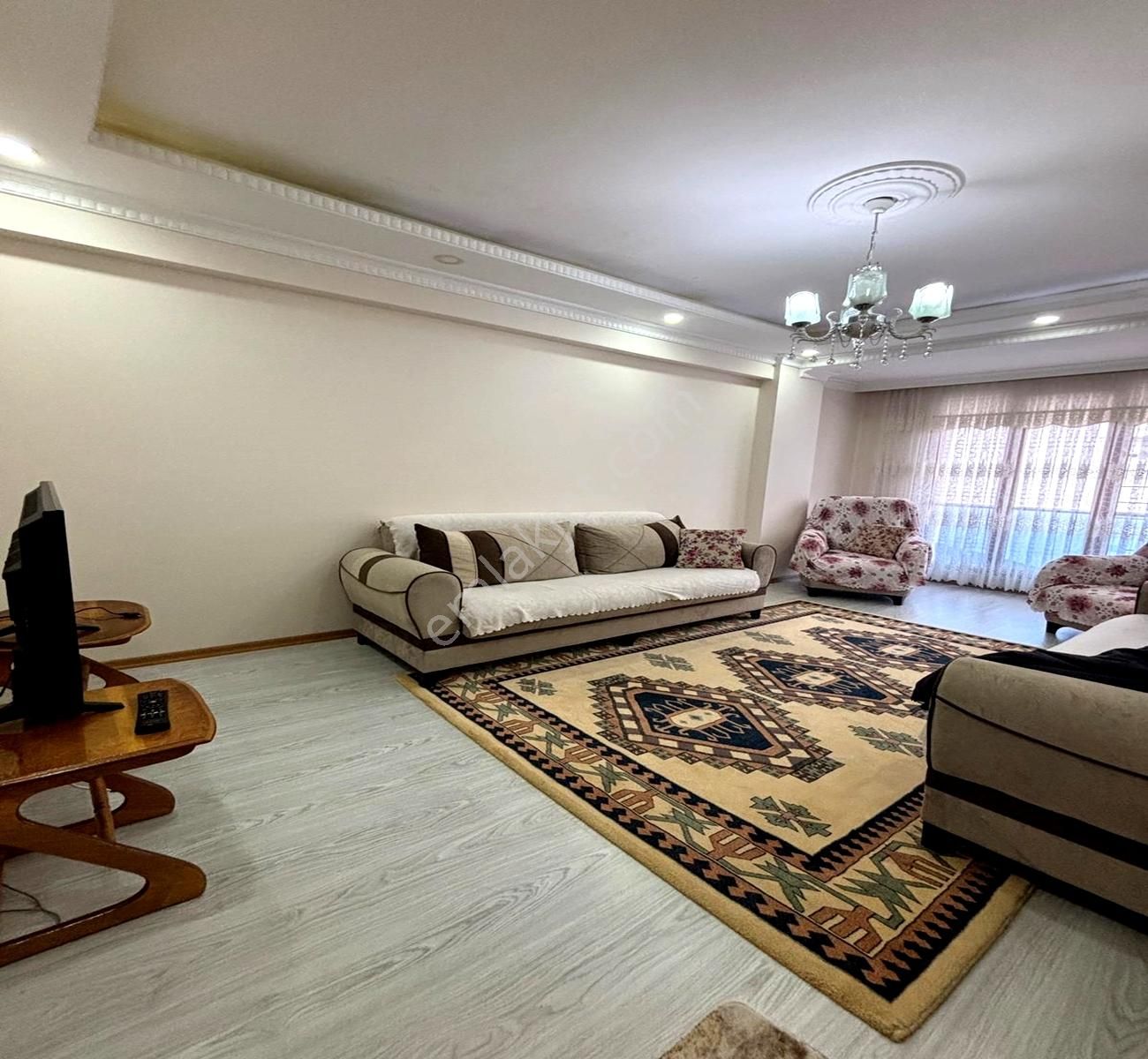 Batı Yapıdan Doğan Araslı Caddesine 2 Dk Kiralık 20 Bin - Görsel 11