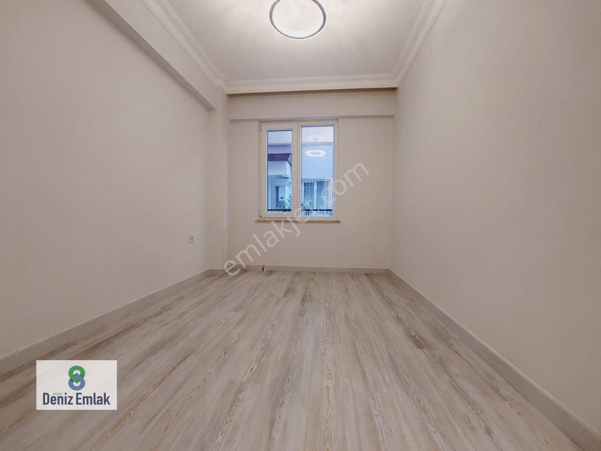 Denizden Akçayda Öncephe Komple Tadilatlı Satılık 3+1 Daire. - Görsel 16