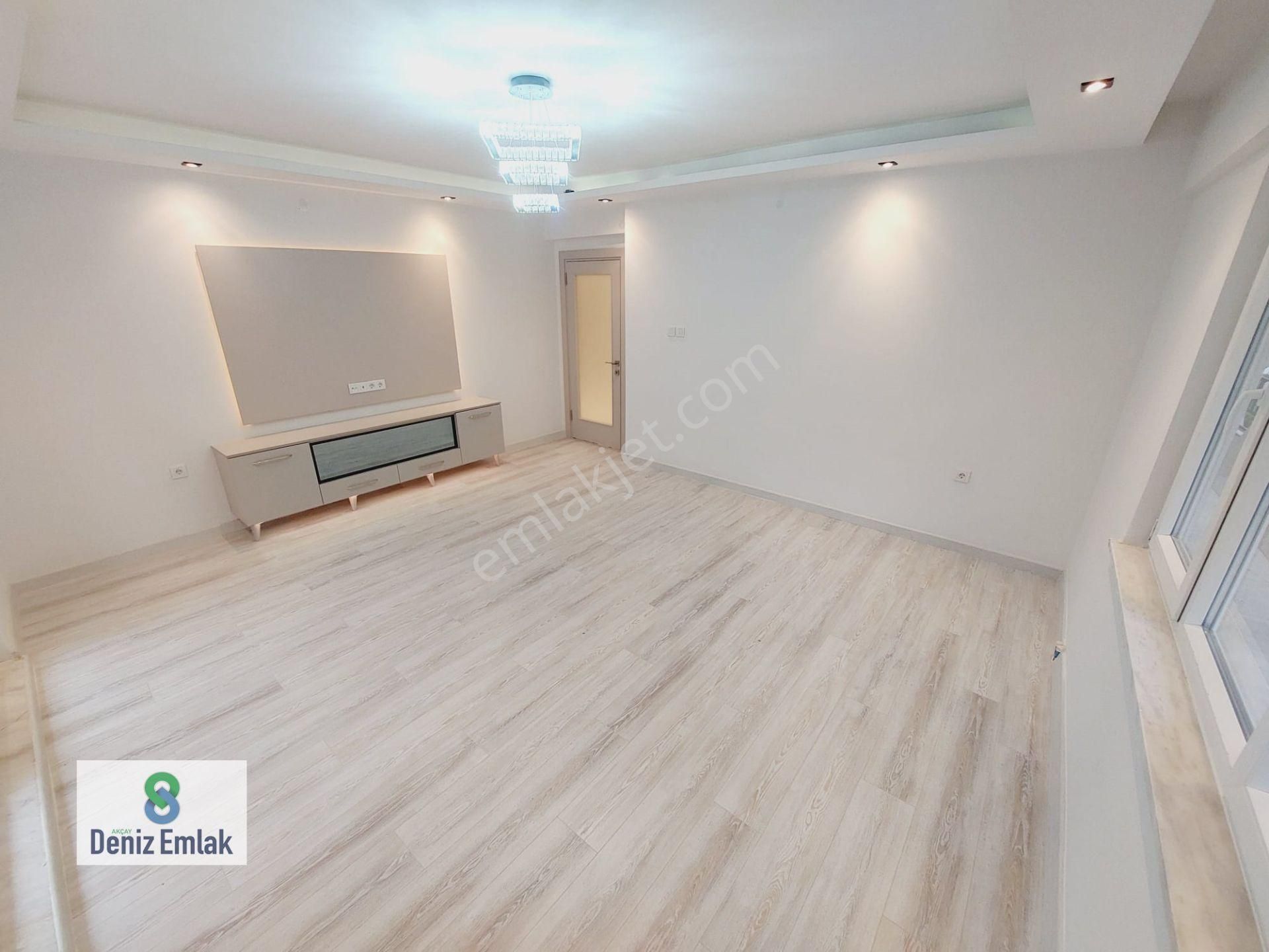 Denizden Akçayda Öncephe Komple Tadilatlı Satılık 3+1 Daire. - Görsel 31