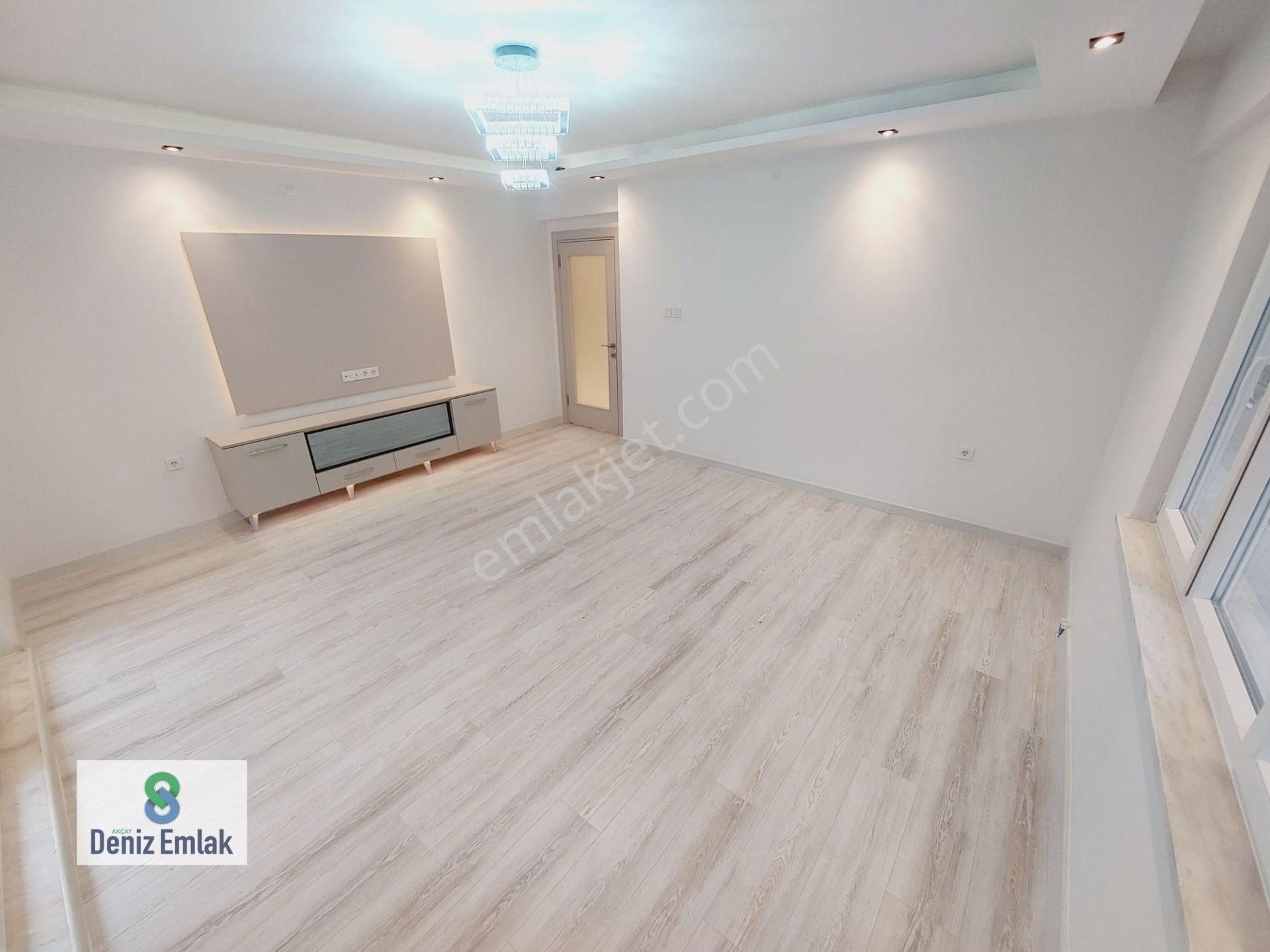Denizden Akçayda Öncephe Komple Tadilatlı Satılık 3+1 Daire. - Görsel 19