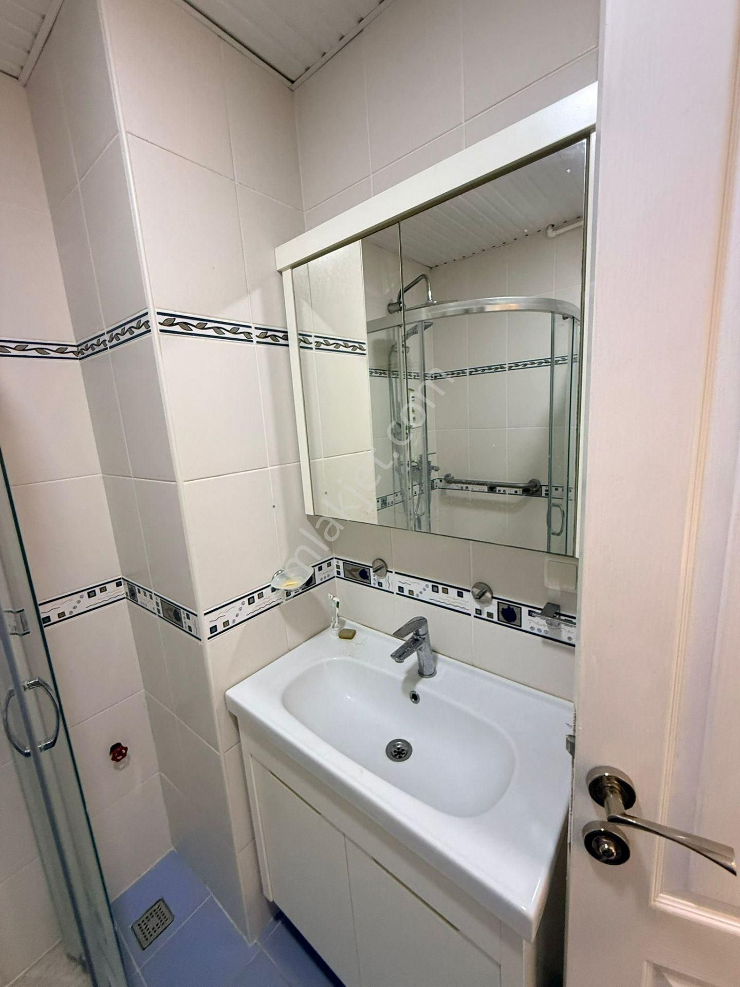 Alanya Mahmutlar’da Full Eşyalı, Geniş 3+1 Daire - Görsel 18