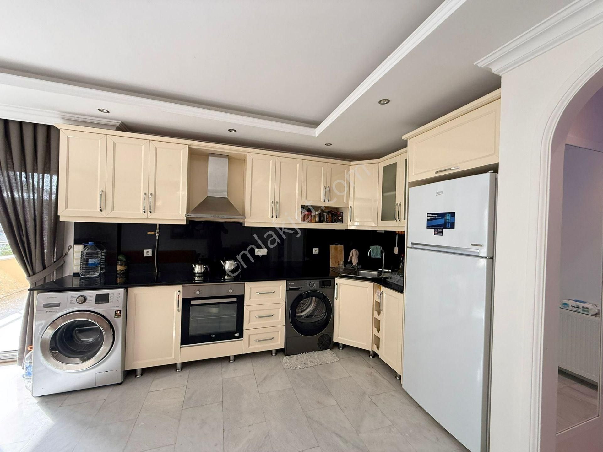 Alanya Mahmutlar’da Full Eşyalı, Geniş 3+1 Daire - Görsel 11