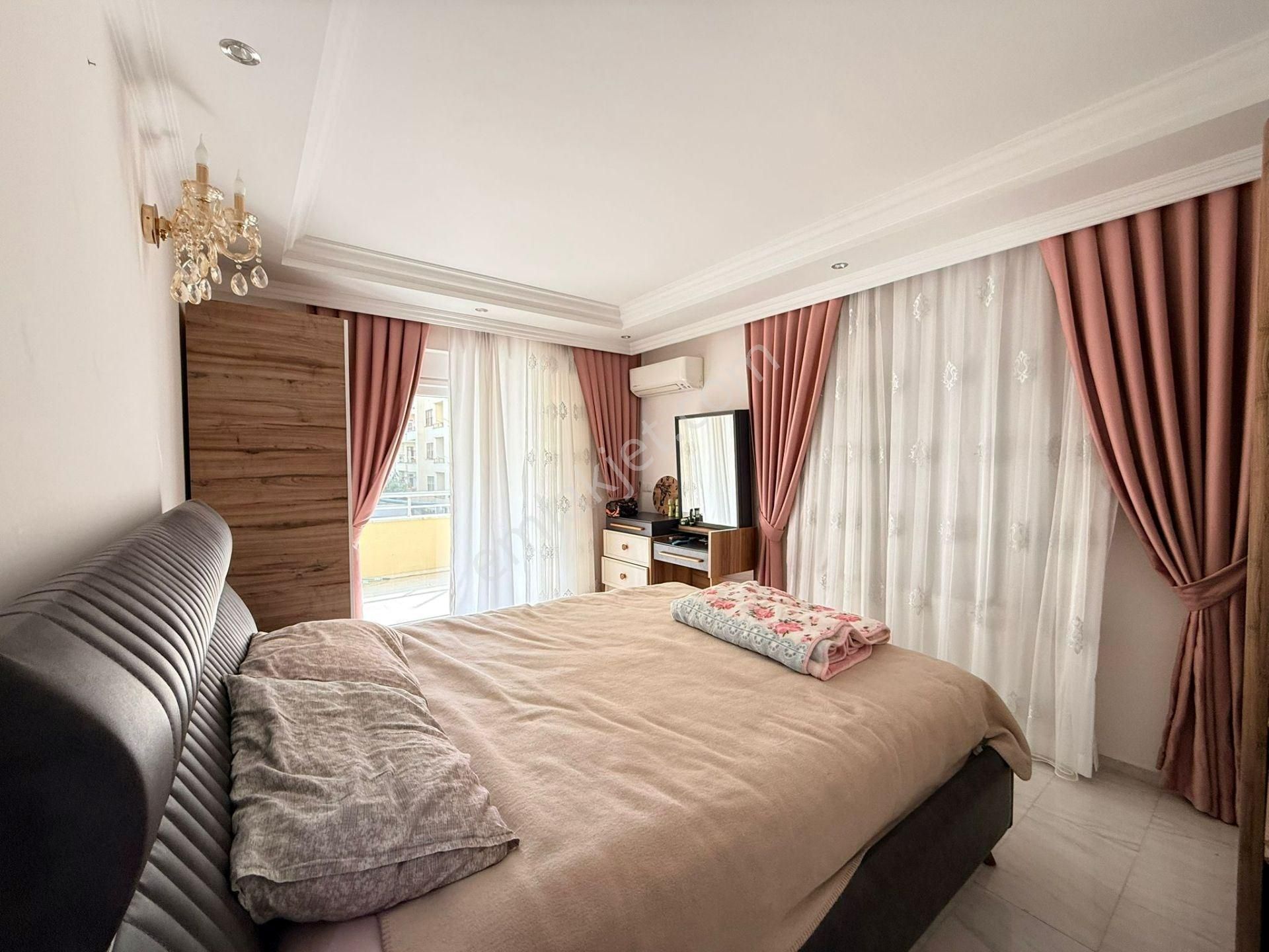 Alanya Mahmutlar’da Full Eşyalı, Geniş 3+1 Daire - Görsel 15