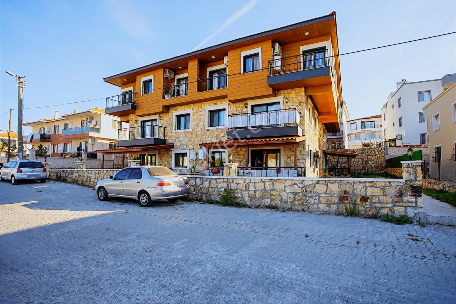 Foça Bağarası Kazım Dirik Mah. Anayola Yakın Kiralık 2+1 Daire - Görsel 25