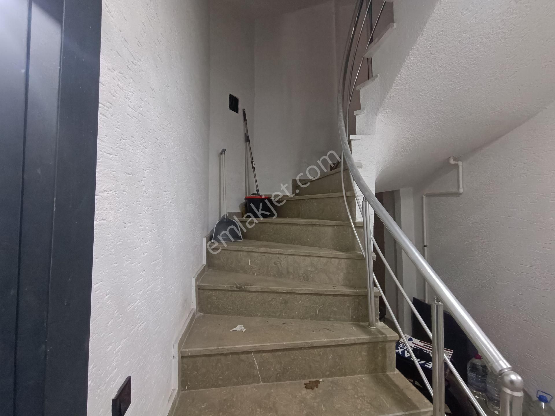Bayrampaşa Cevatpaşa Mah Bahçe Katı 1+1 Amerikan Mutfak Sıfır Bina - Görsel 12