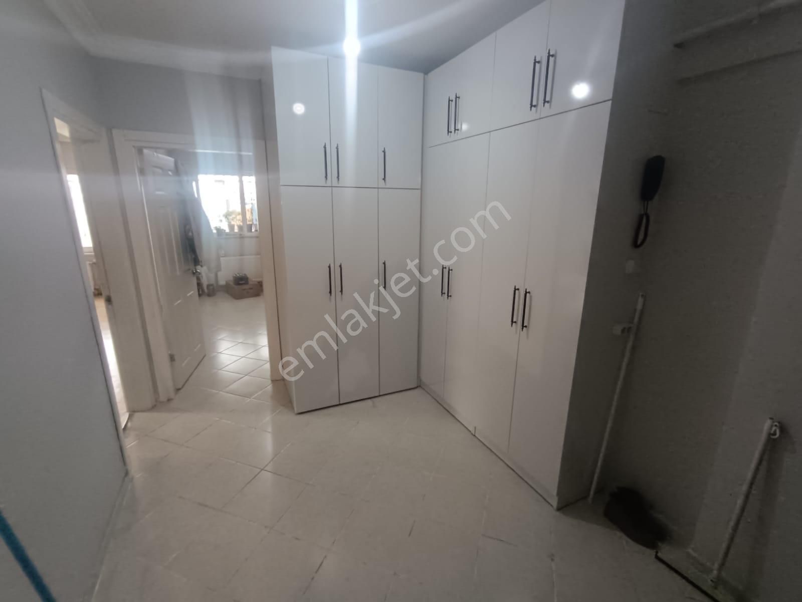 Kazimiye Mah. 2+1 /116 M2 Ebeveyn Banyolu Site İçi Kiralık Daire - Görsel 2