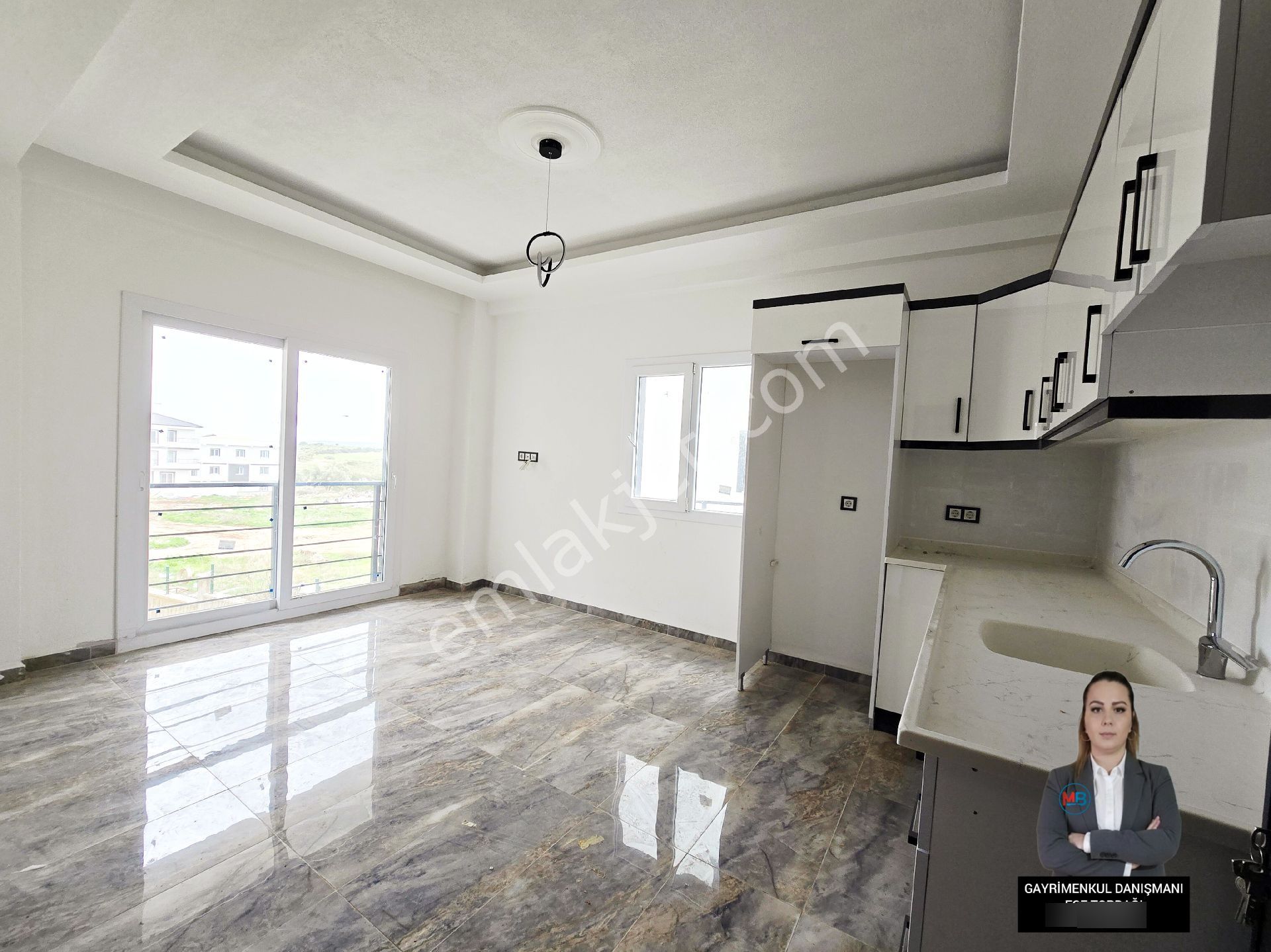 Didim'de Satılık 1+1 Yüksek Giriş Çarşı Pazara Yakın Konumda Sıfır Daire - Görsel 8