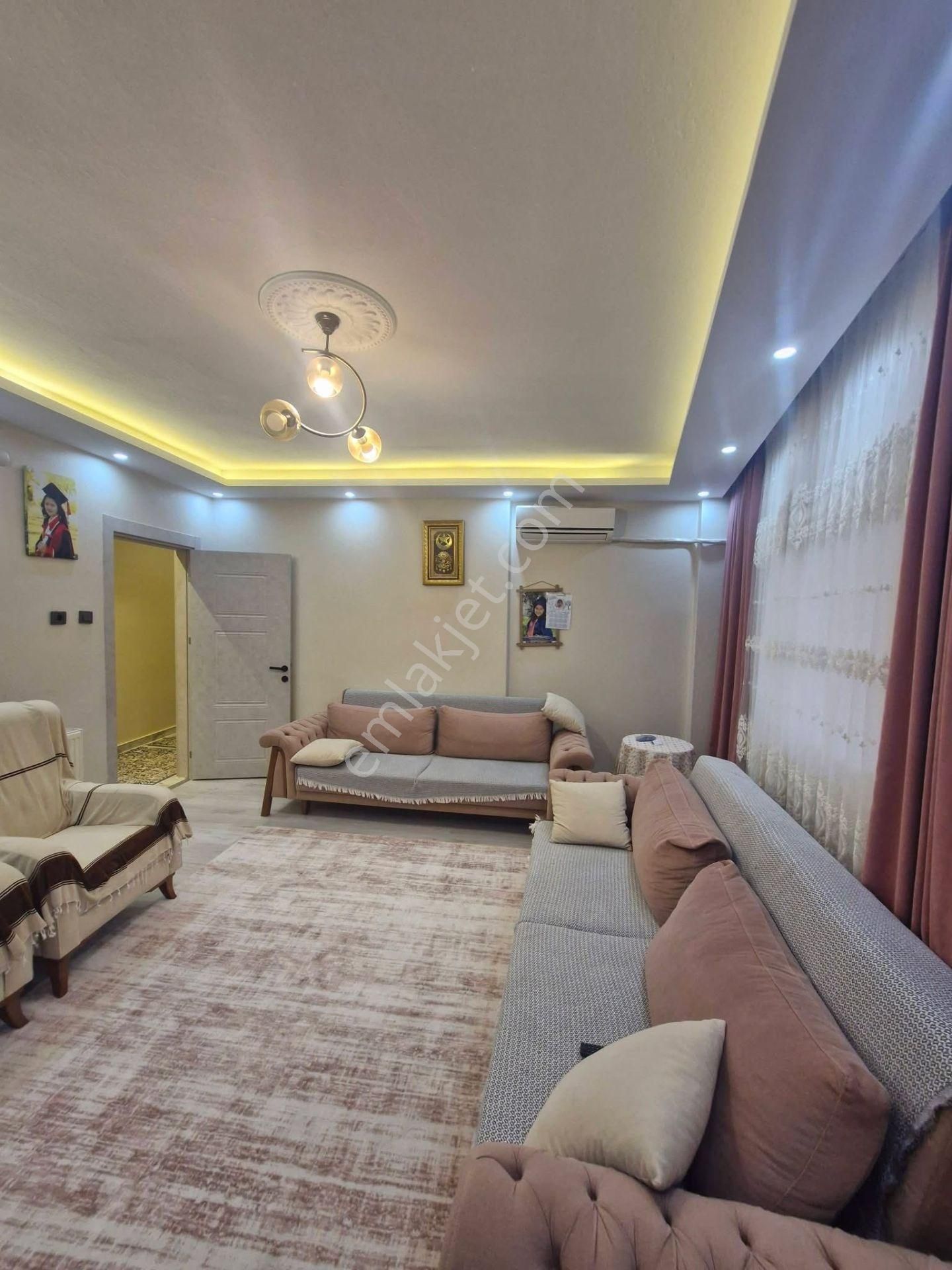 Turgutlu Satılık Yeni Mah 120m2 3+1 Oda Bahçeli Ful Tadilatlı Doğalgazlı Zemin Kat Daire - Görsel 4