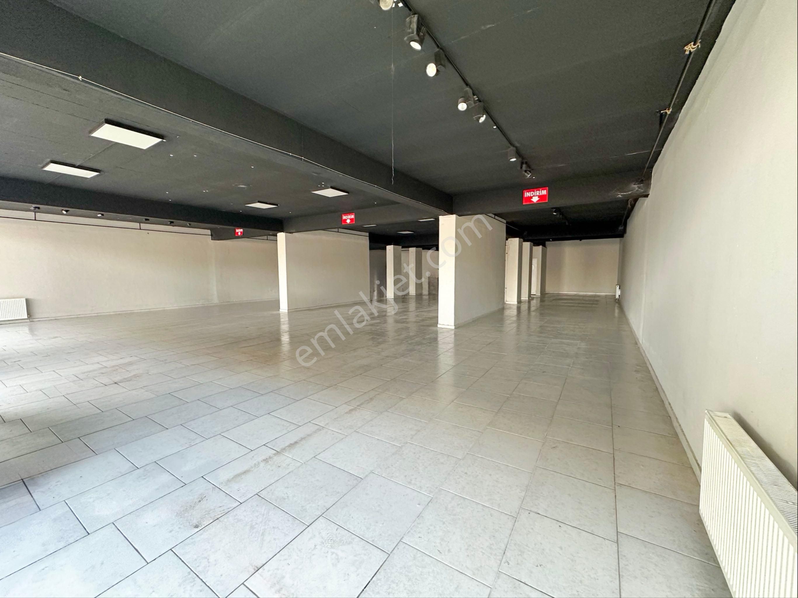 Bornova Otogar Karşısı Cadde Üzeri Kiralık 356 M2 Dükkan - Görsel 3