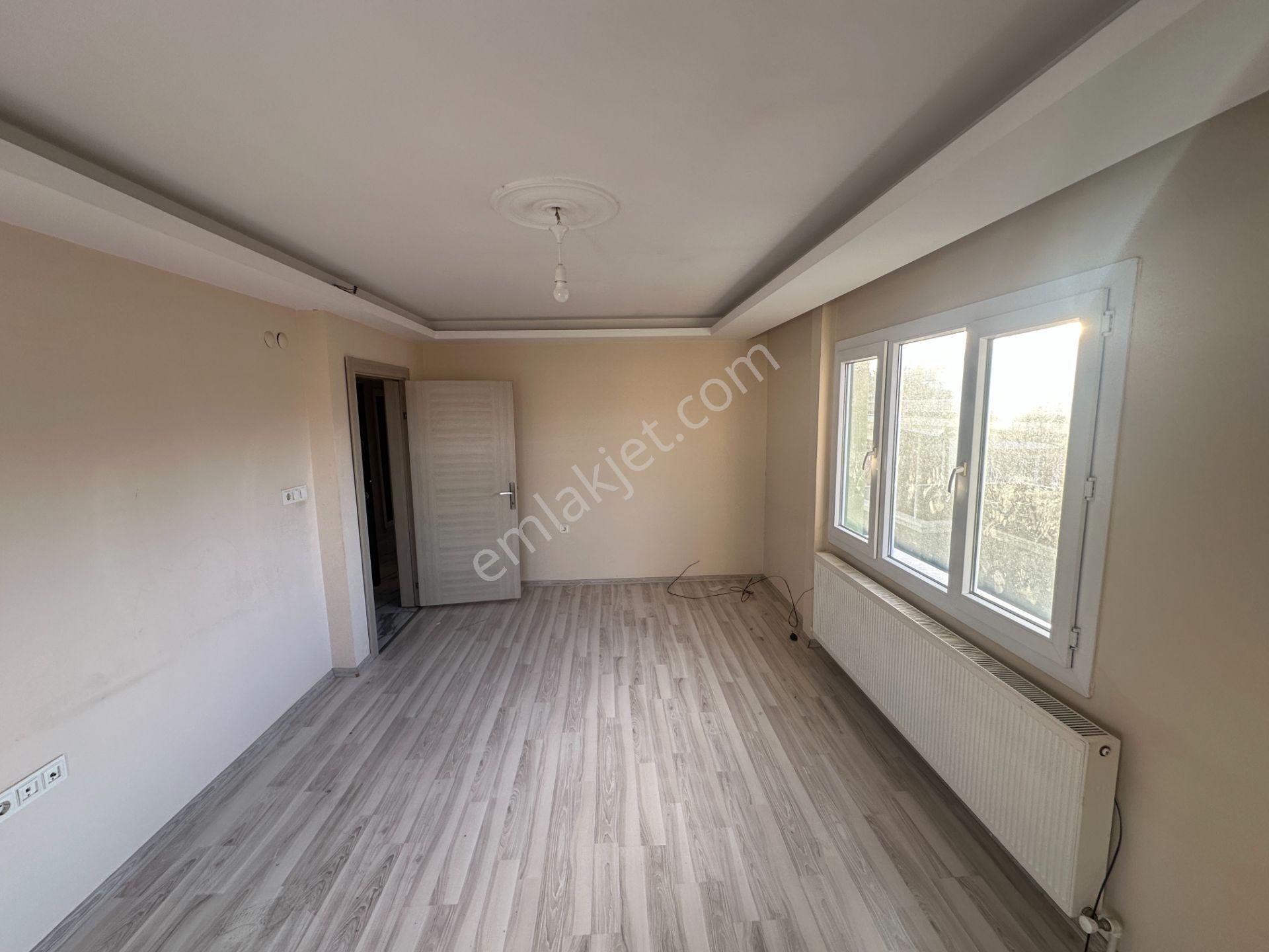 Çalışkan__dan Karabağlar Aydın Mah. Doğalgazlı 3+1 Kiralık Daire - Görsel 13