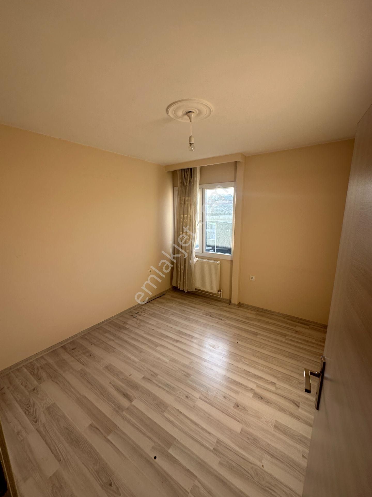 Çalışkan__dan Karabağlar Aydın Mah. Doğalgazlı 3+1 Kiralık Daire - Görsel 9