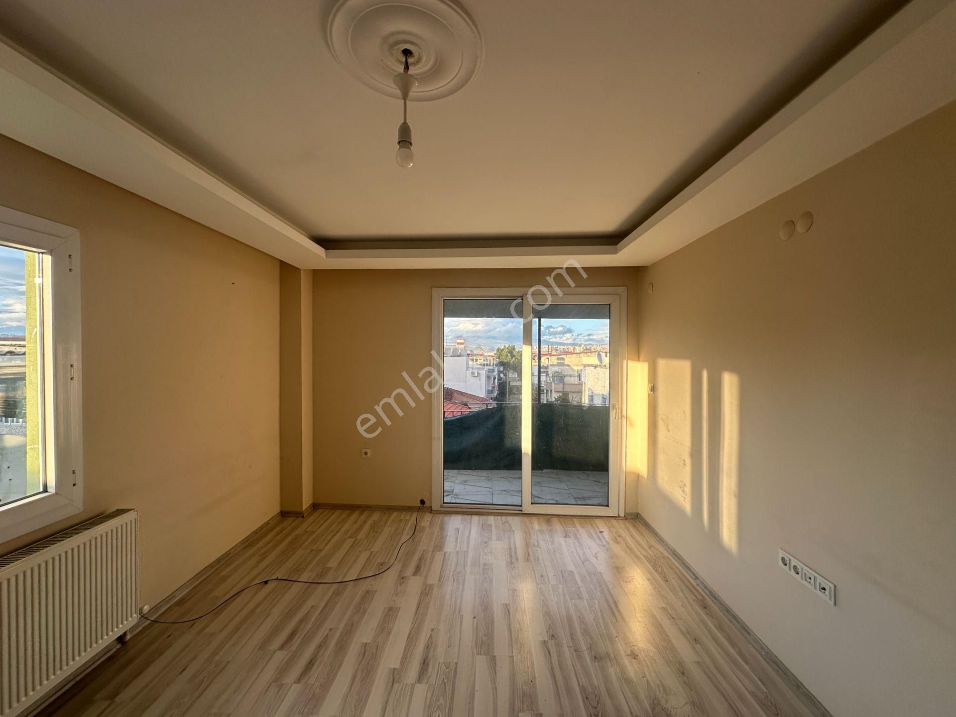 Çalışkan__dan Karabağlar Aydın Mah. Doğalgazlı 3+1 Kiralık Daire - Görsel 2