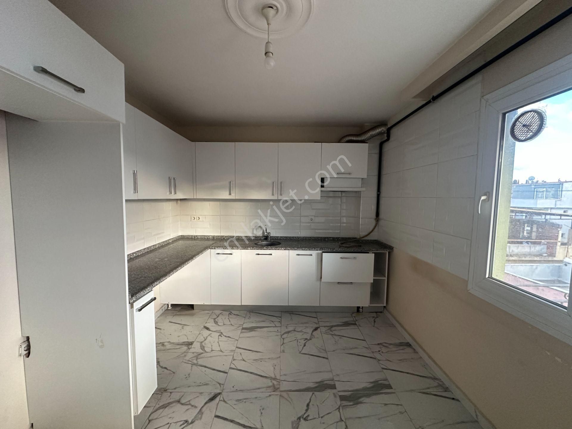 Çalışkan__dan Karabağlar Aydın Mah. Doğalgazlı 3+1 Kiralık Daire - Görsel 11