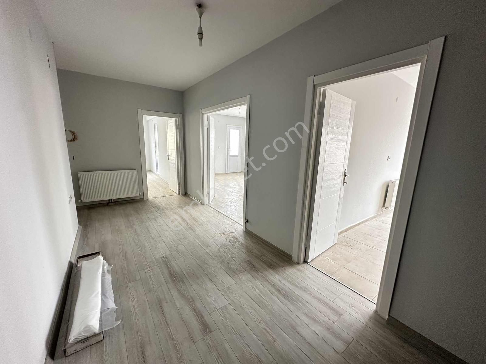 New Form'dan Göçmen Kavşağında 2. Çevre Yolu Üzeri Kiralık 3+1 - Görsel 19