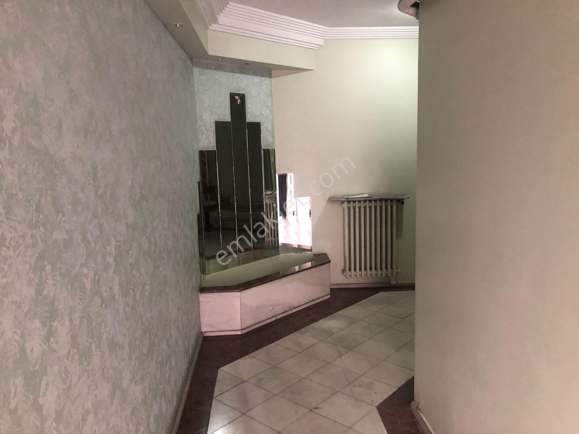 Cb King'den Atatürk Ma. Atatürk İlkokulu Karşısı Kiralık Daire - Görsel 4