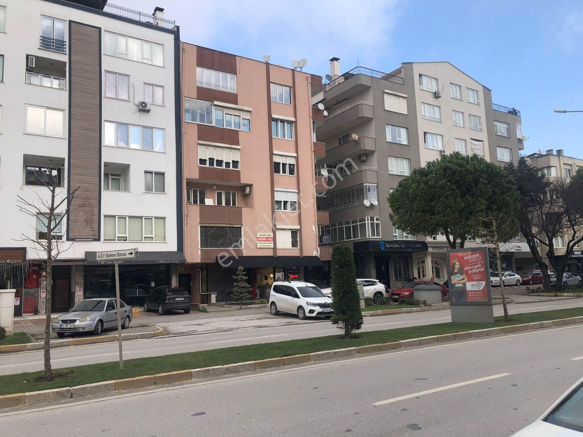 Cb King'den Atatürk Ma. Atatürk İlkokulu Karşısı Kiralık Daire