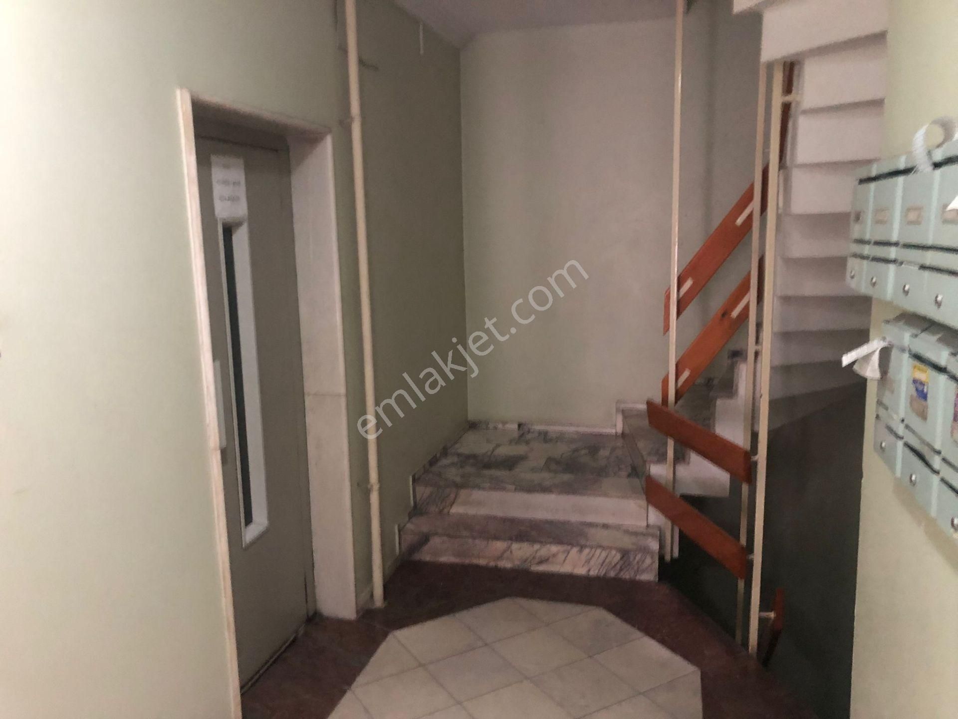 Cb King'den Atatürk Ma. Atatürk İlkokulu Karşısı Kiralık Daire - Görsel 5