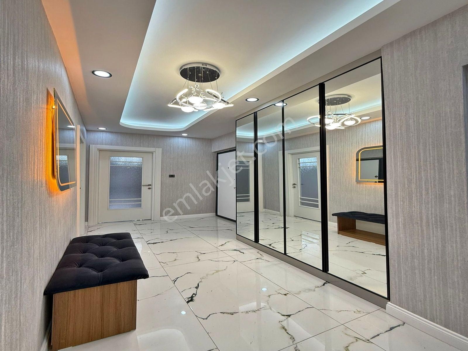 Şahane Yapı'dan Şık Tasarımlı Metrobüse Sadece 7 Dk Mesafede Satılık Daire!!! - Görsel 2