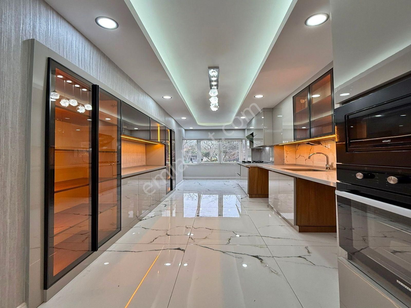 Şahane Yapı'dan Şık Tasarımlı Metrobüse Sadece 7 Dk Mesafede Satılık Daire!!! - Görsel 10