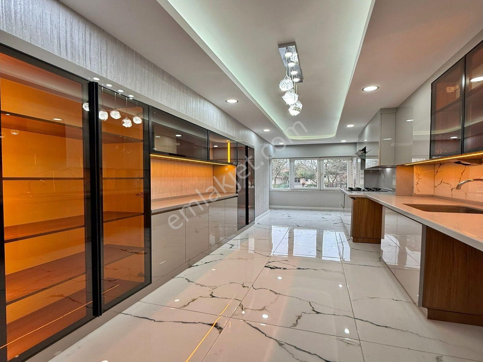 Şahane Yapı'dan Şık Tasarımlı Metrobüse Sadece 7 Dk Mesafede Satılık Daire!!! - Görsel 4