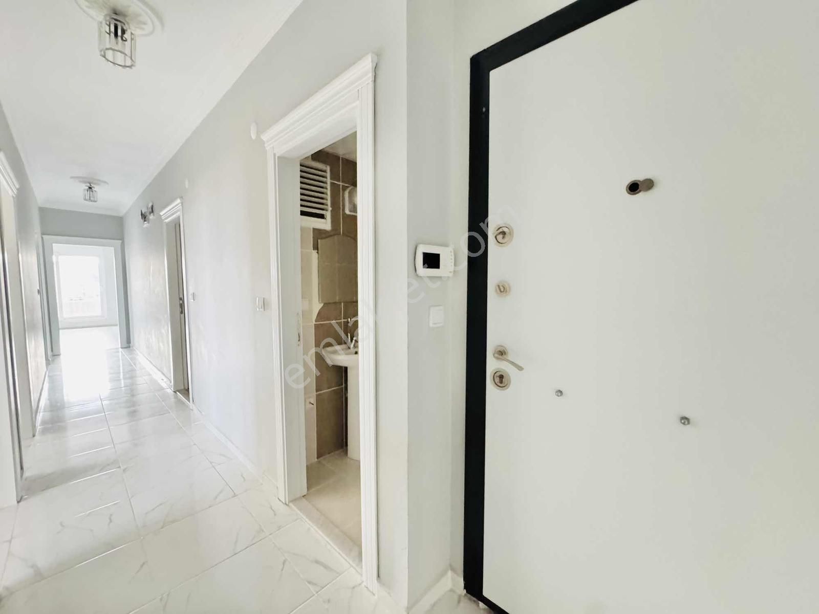 Hüsnü Karakaş'da 2+1 105m2 Asansörlü Temiz Kiralık Daire - Görsel 21