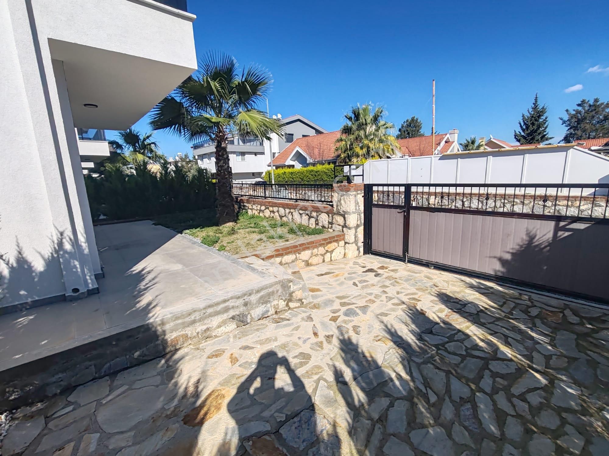 Didim'de Muhteşem 3+1 Satılık Villa Denize Yakın - Görsel 5