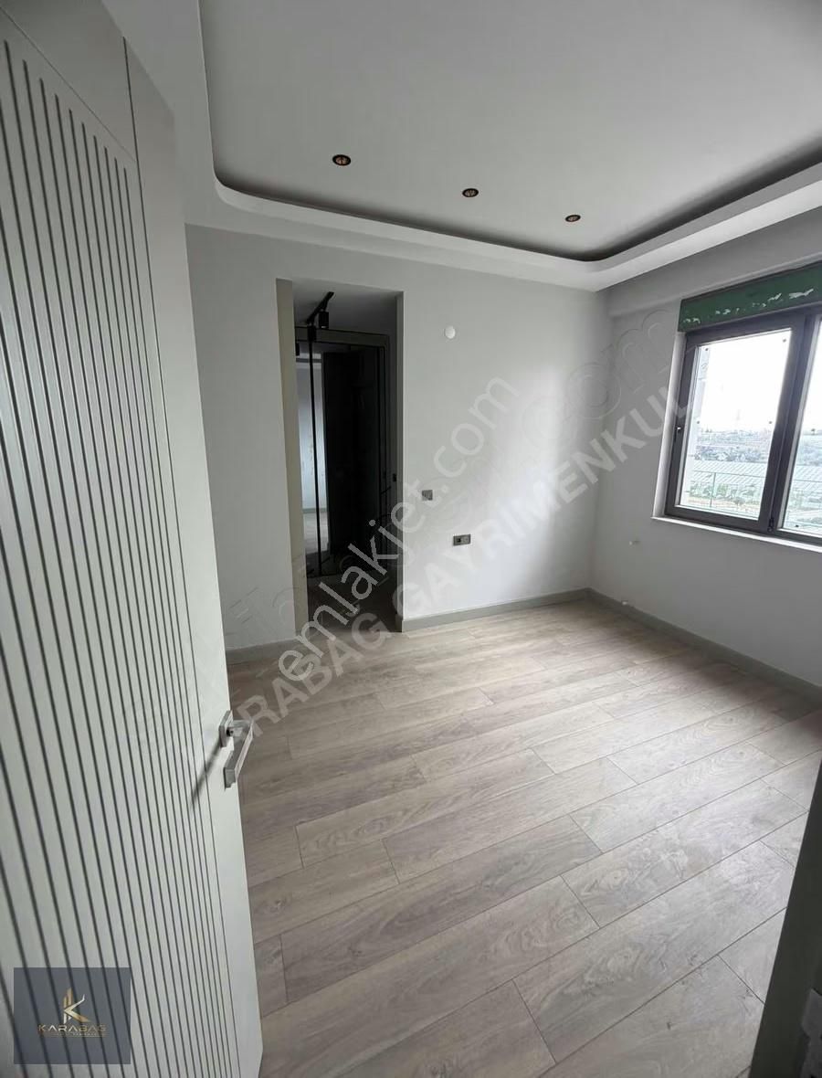 Karabağ'dan ! Prestijli Sitede Kapalı Otoparklı Giyinme Odalı - Görsel 18