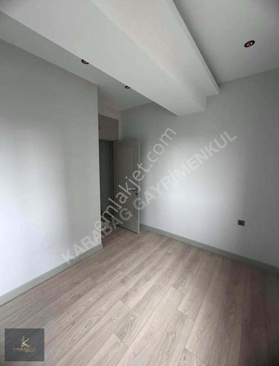 Karabağ'dan ! Prestijli Sitede Kapalı Otoparklı Giyinme Odalı - Görsel 31