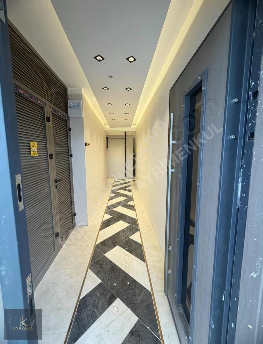 Karabağ'dan ! Prestijli Sitede Kapalı Otoparklı Giyinme Odalı - Görsel 9