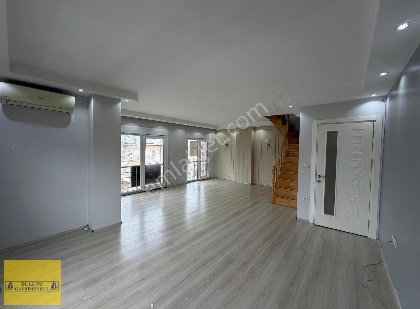 Bahçelievler'de 4+2 Dubleks, Butik Site İçerisinde 230 M² - Görsel 20