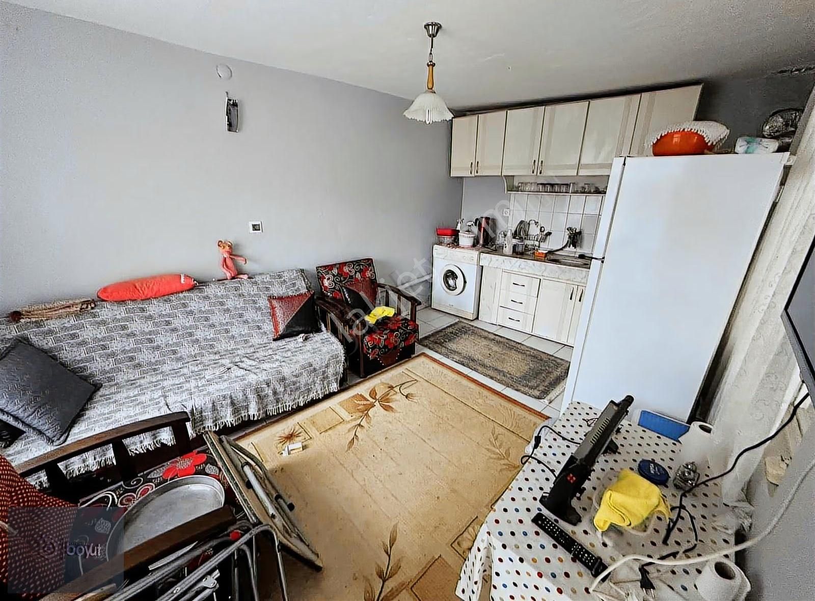 Boyut'tan Tek Yetkili 334m2 Net Arsası Olan Müstakil Köy Evi - Görsel 13