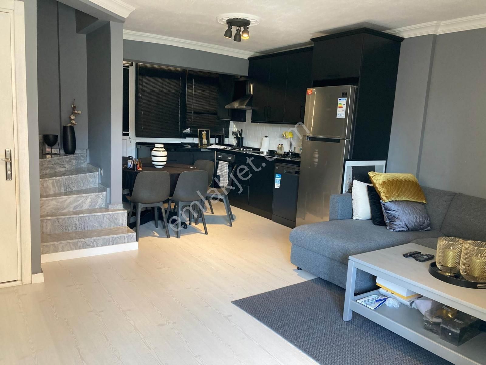 Kuşadası Bayraklıdedede Deniz Manzaralı Eşyalı 3+1 Villa - Görsel 7