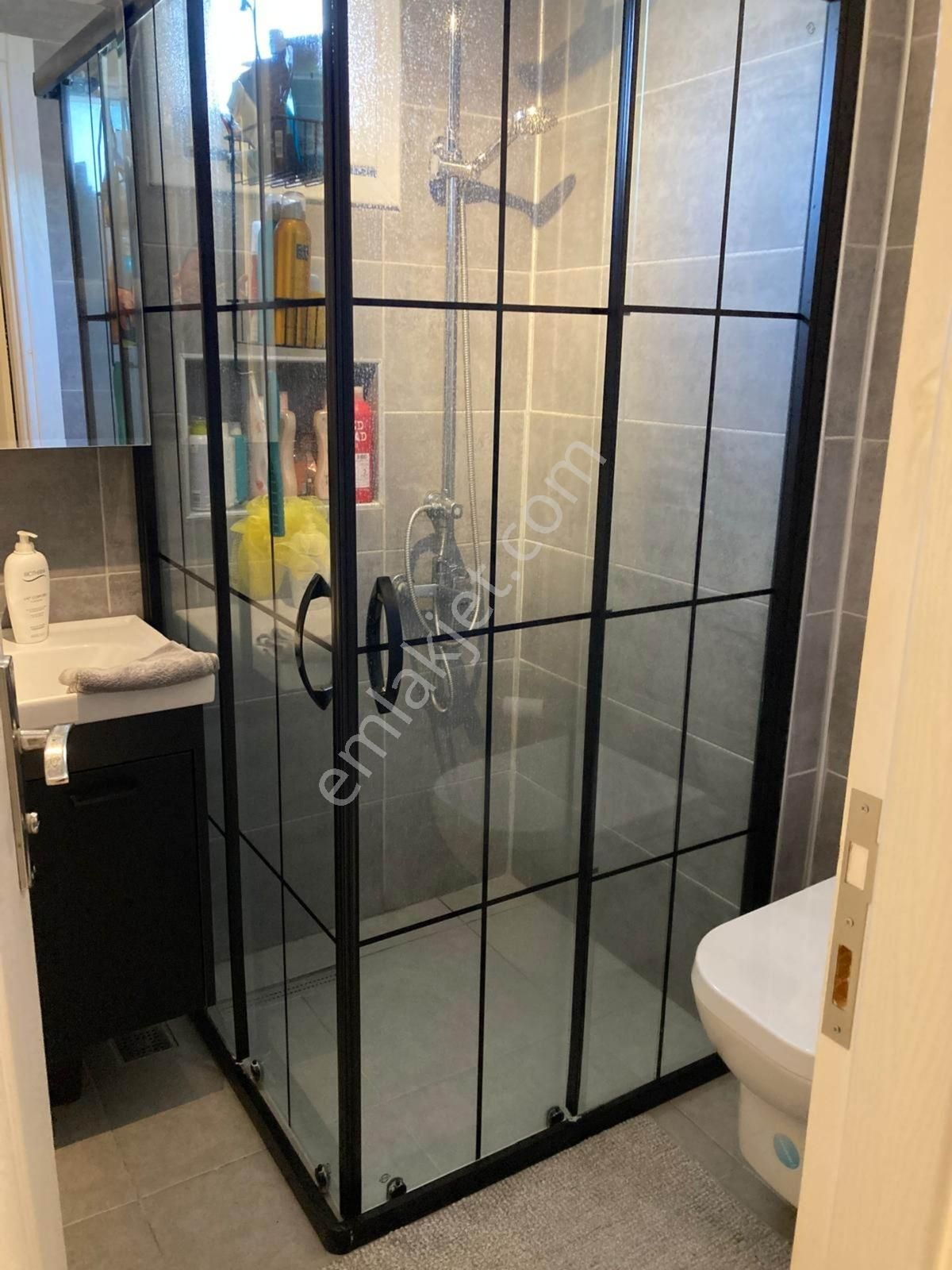 Kuşadası Bayraklıdedede Deniz Manzaralı Eşyalı 3+1 Villa - Görsel 11