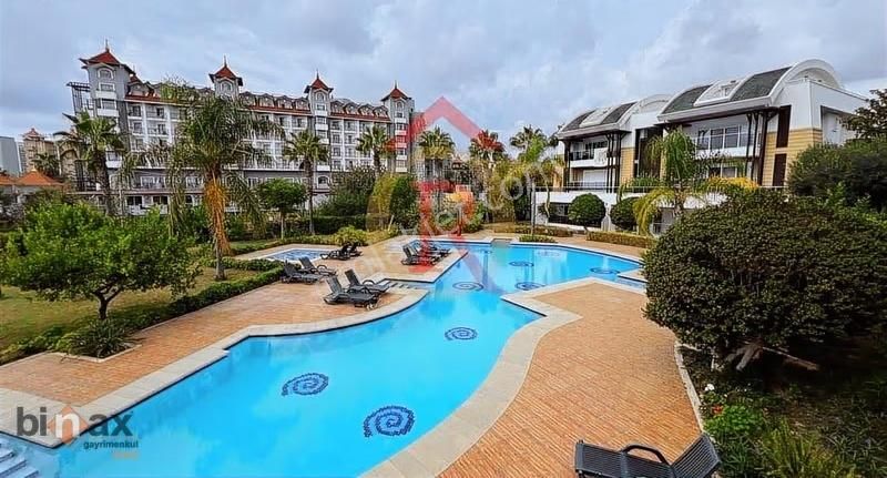 Binax Dan Side Kumköyde Havuzlu Site De Bahçeli Dubleks Daire