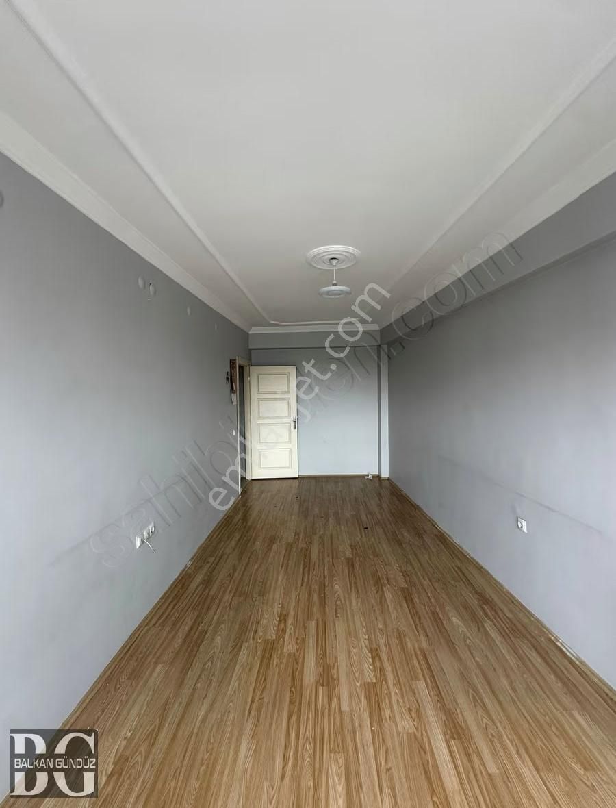 Balkan Gündüz'den Eğitimciler Cad. Üzerinde Satılık 2+1 Daire - Görsel 11