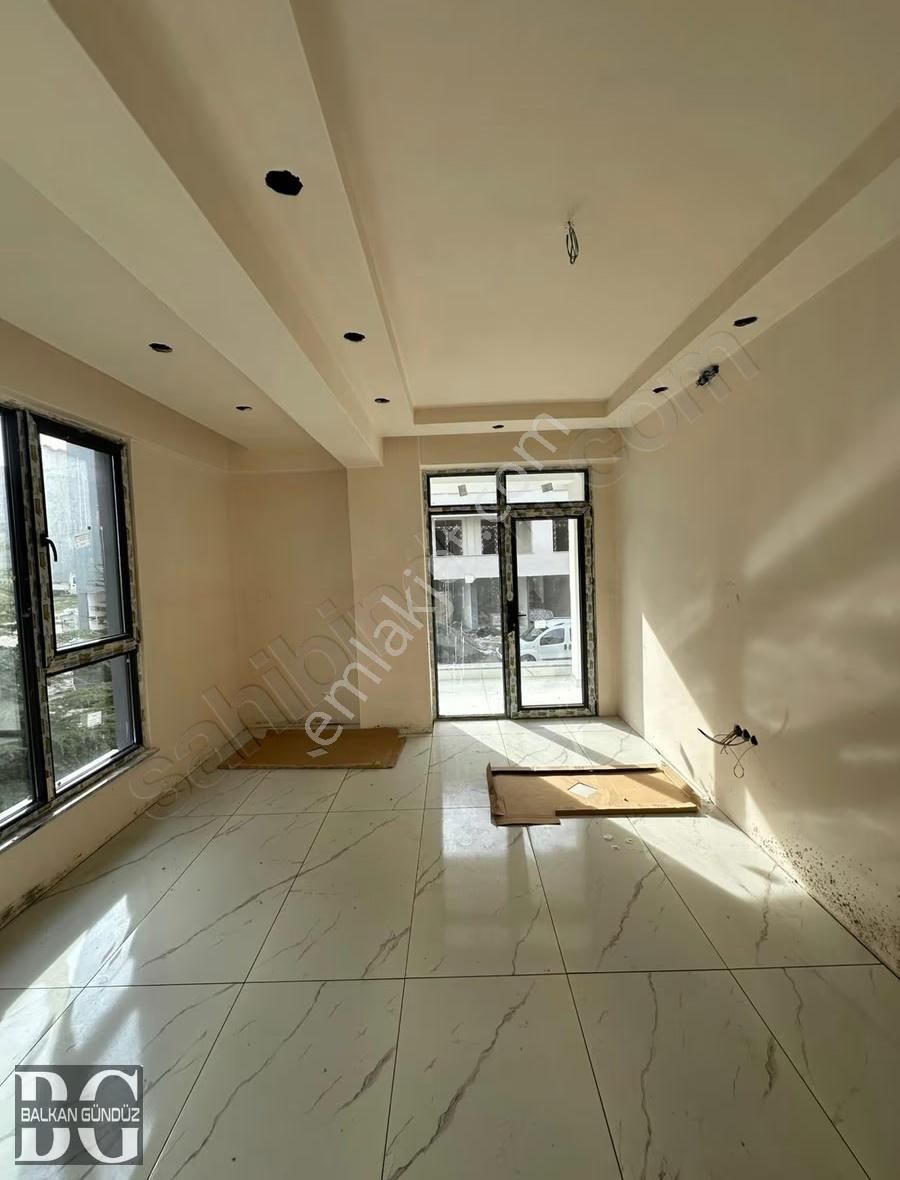 71 Evler Mah. Ertaş Tranvay Durağı Yanı Satılık 95 M² 2+1 - Görsel 12