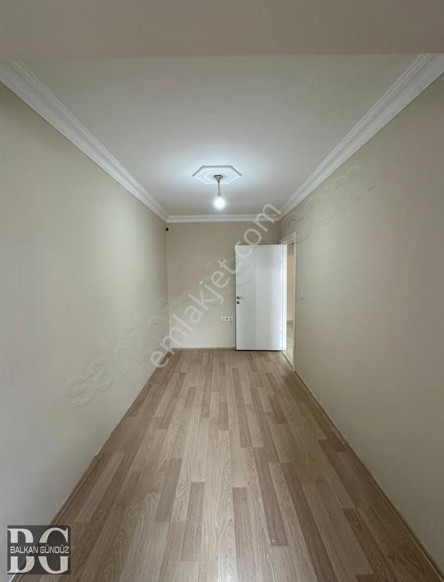 Kumlubel Mahallesinde 2+1 Kiralık Daire - Görsel 13