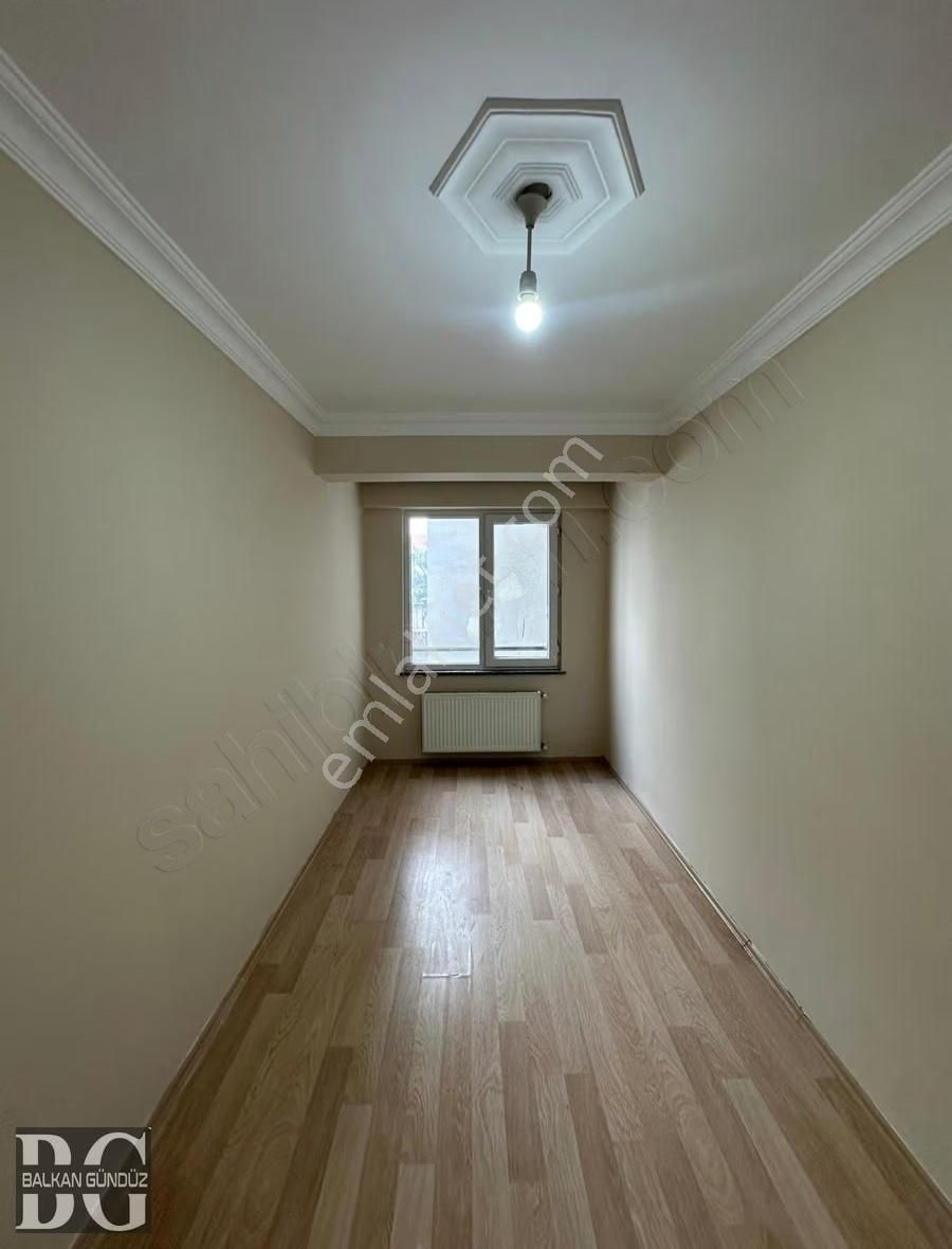 Kumlubel Mahallesinde 2+1 Kiralık Daire - Görsel 11