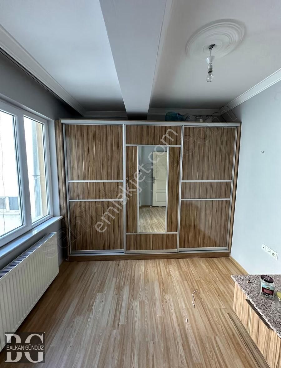 Balkan Gündüz'den Eğitimciler Caddesi Üzerinde Kiralık 2+1 - Görsel 11