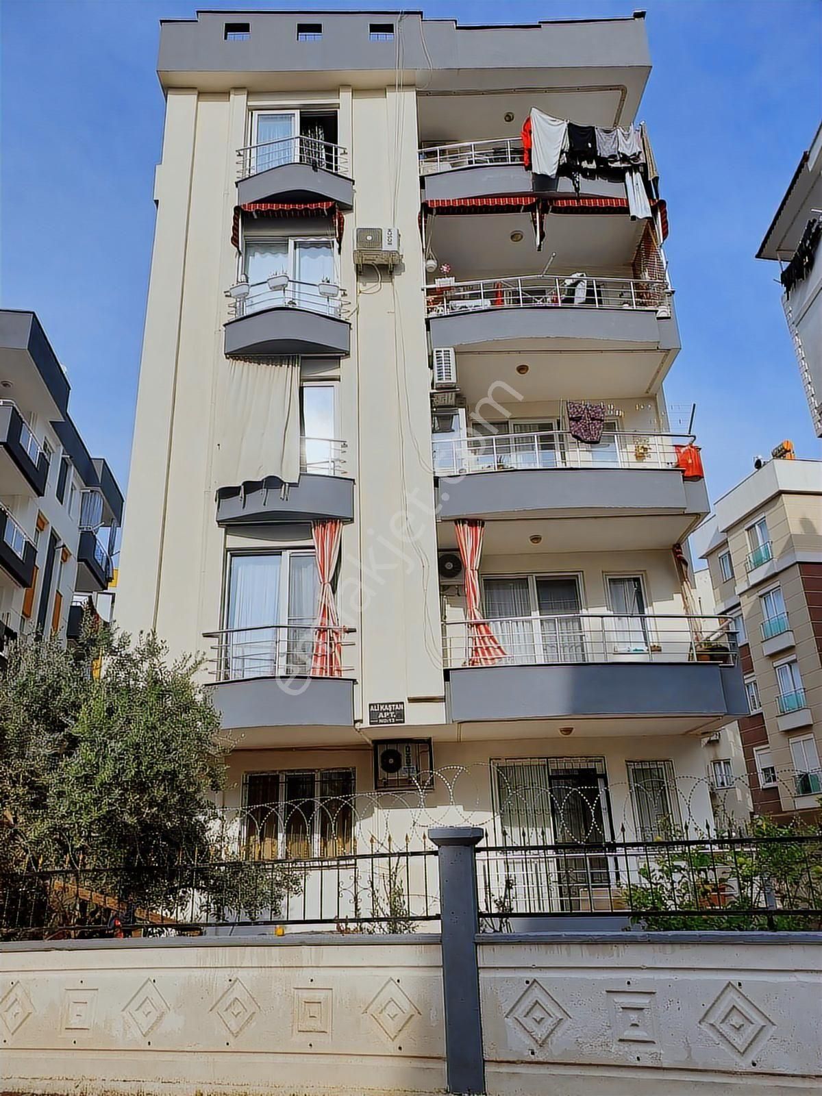 Antalya Muratpaşa Gebizli Mahellesi'nde Satılık 2+1 Yüksek Giriş - Görsel 8