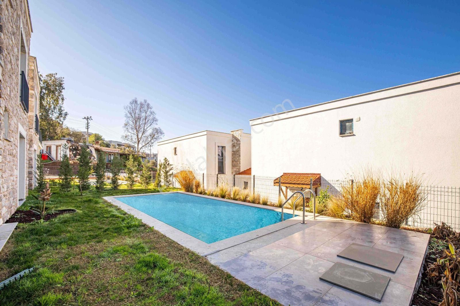 Milas Bodrum Dörttepe’de Özel Havuzlu, Doğa Manzaralı İkiz Villalar - Görsel 14