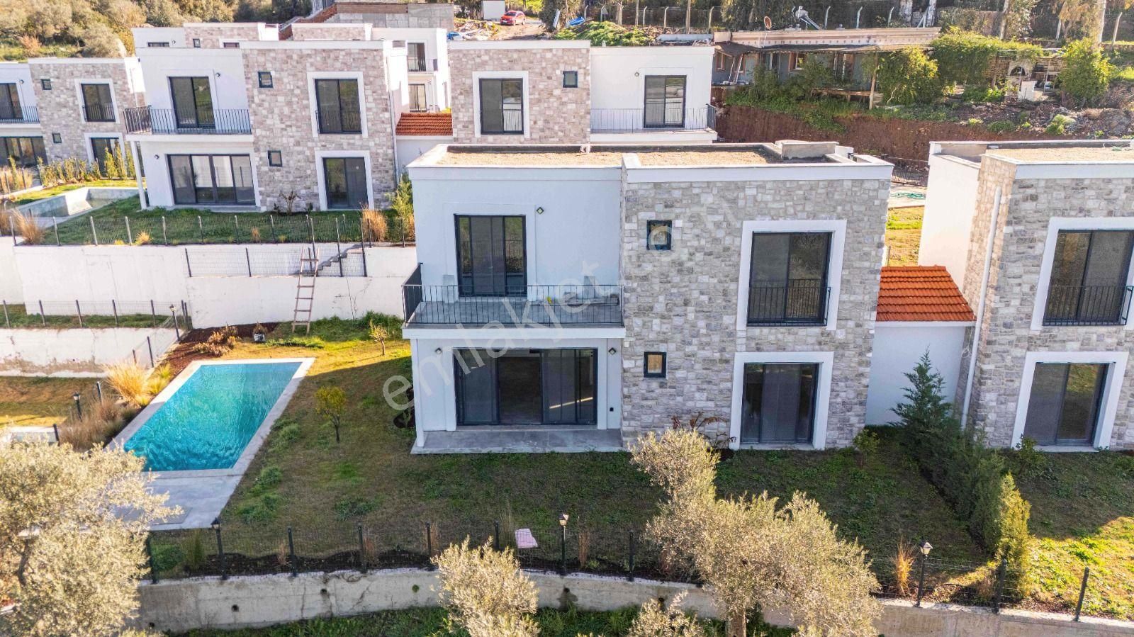 Milas Bodrum Dörttepe’de Özel Havuzlu, Doğa Manzaralı İkiz Villalar - Görsel 4