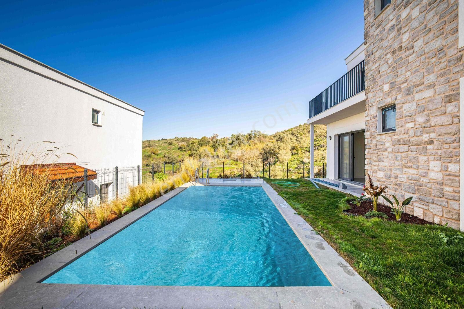 Milas Bodrum Dörttepe’de Özel Havuzlu, Doğa Manzaralı İkiz Villalar - Görsel 13