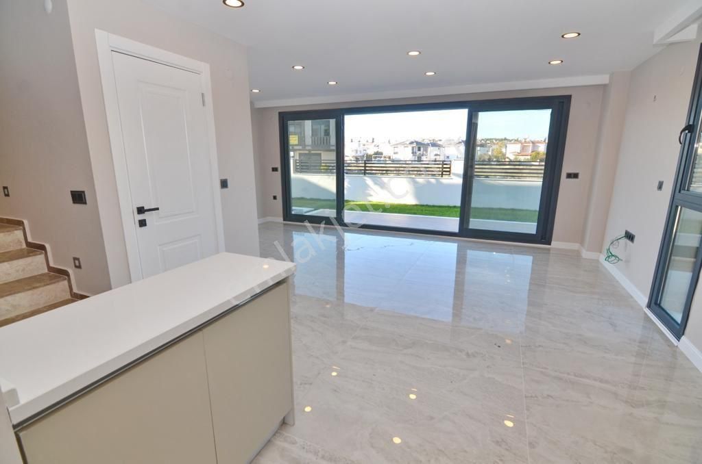 Didim Mavişehirde 3+1 Müstakil Villa - Görsel 14